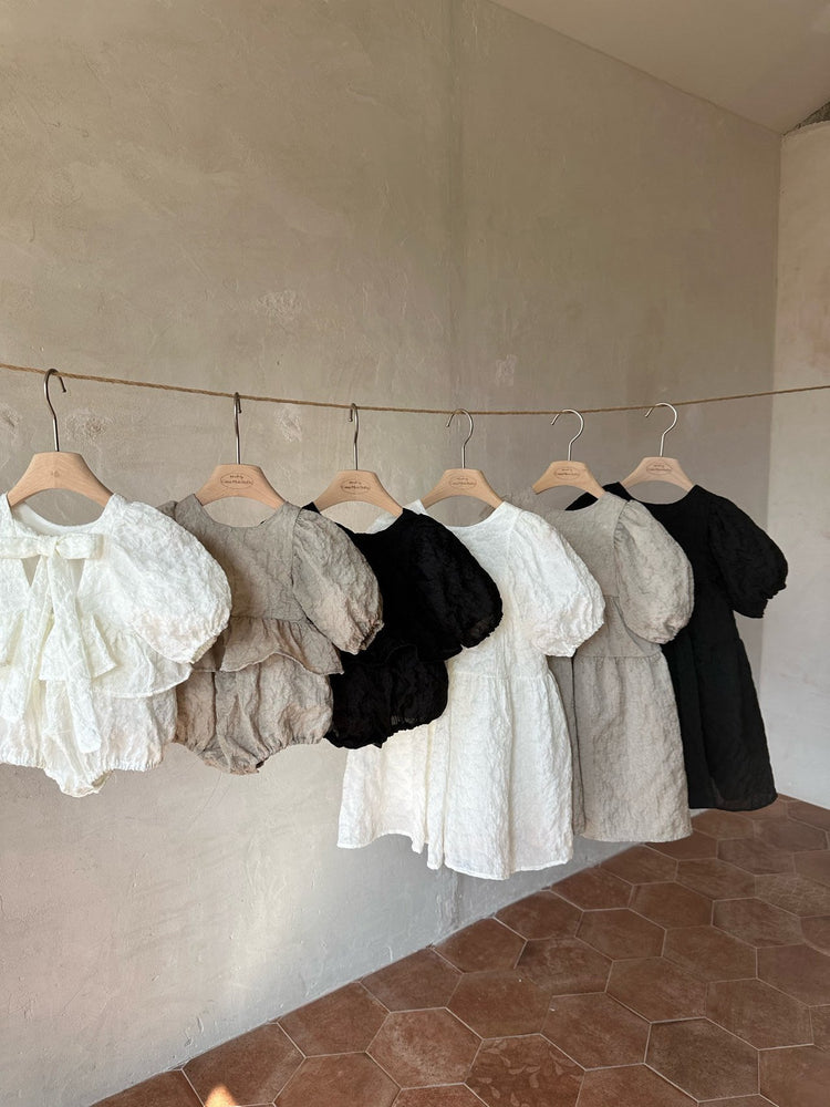 
                  
                    puff one-piece(kids&mama)
                  
                
