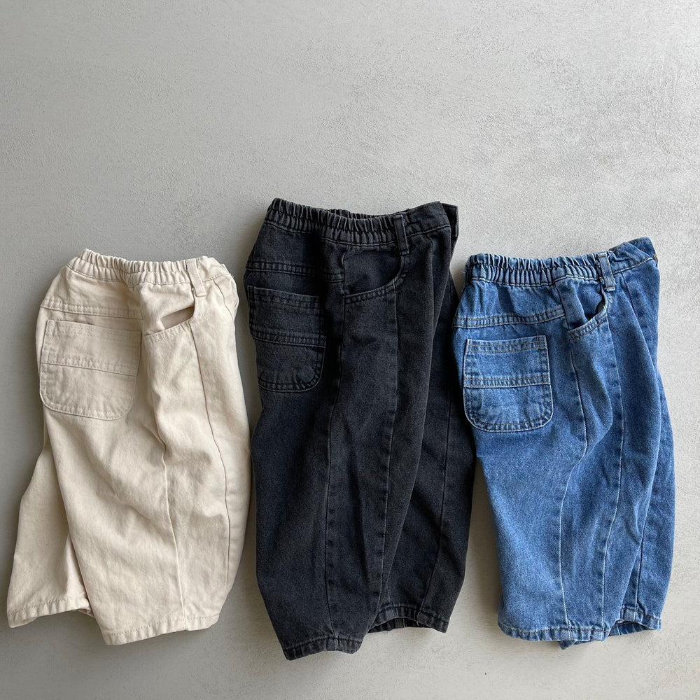 
                  
                    lip denim pants(mama＆kids)
                  
                