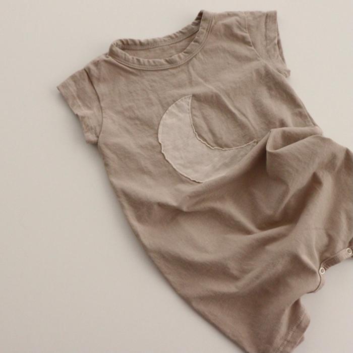 
                  
                    moon babysuit
                  
                