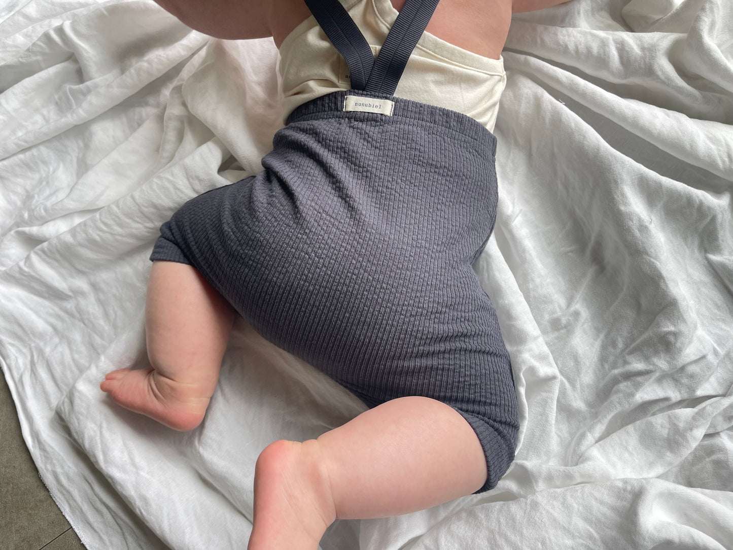
                  
                    cover leggings(baby)
                  
                