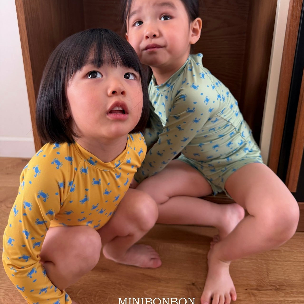 
                  
                    【リクエスト販売】crab rash guard
                  
                