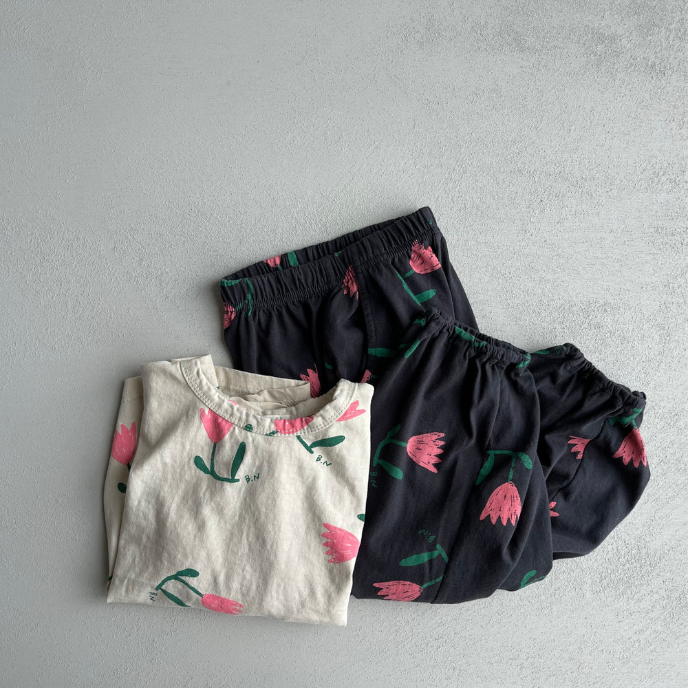 
                  
                    tulip long pants
                  
                