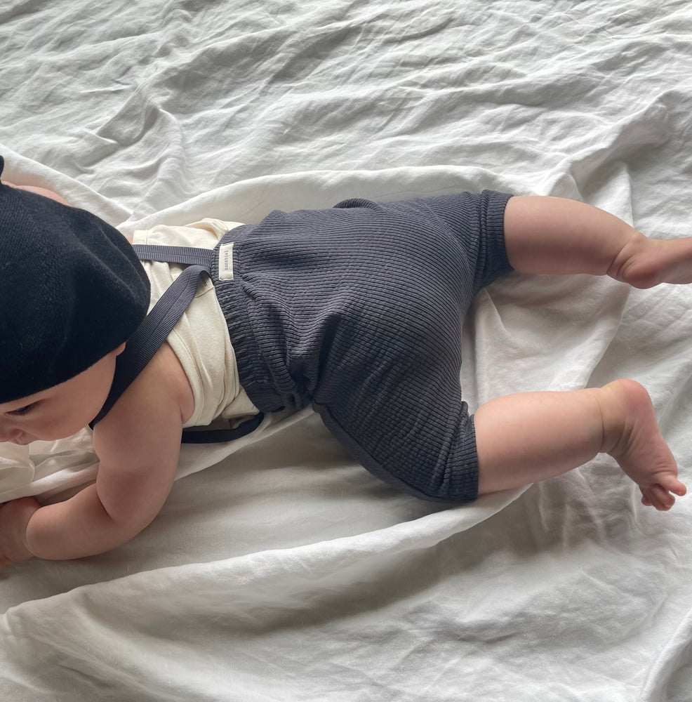 
                  
                    cover leggings(baby)
                  
                