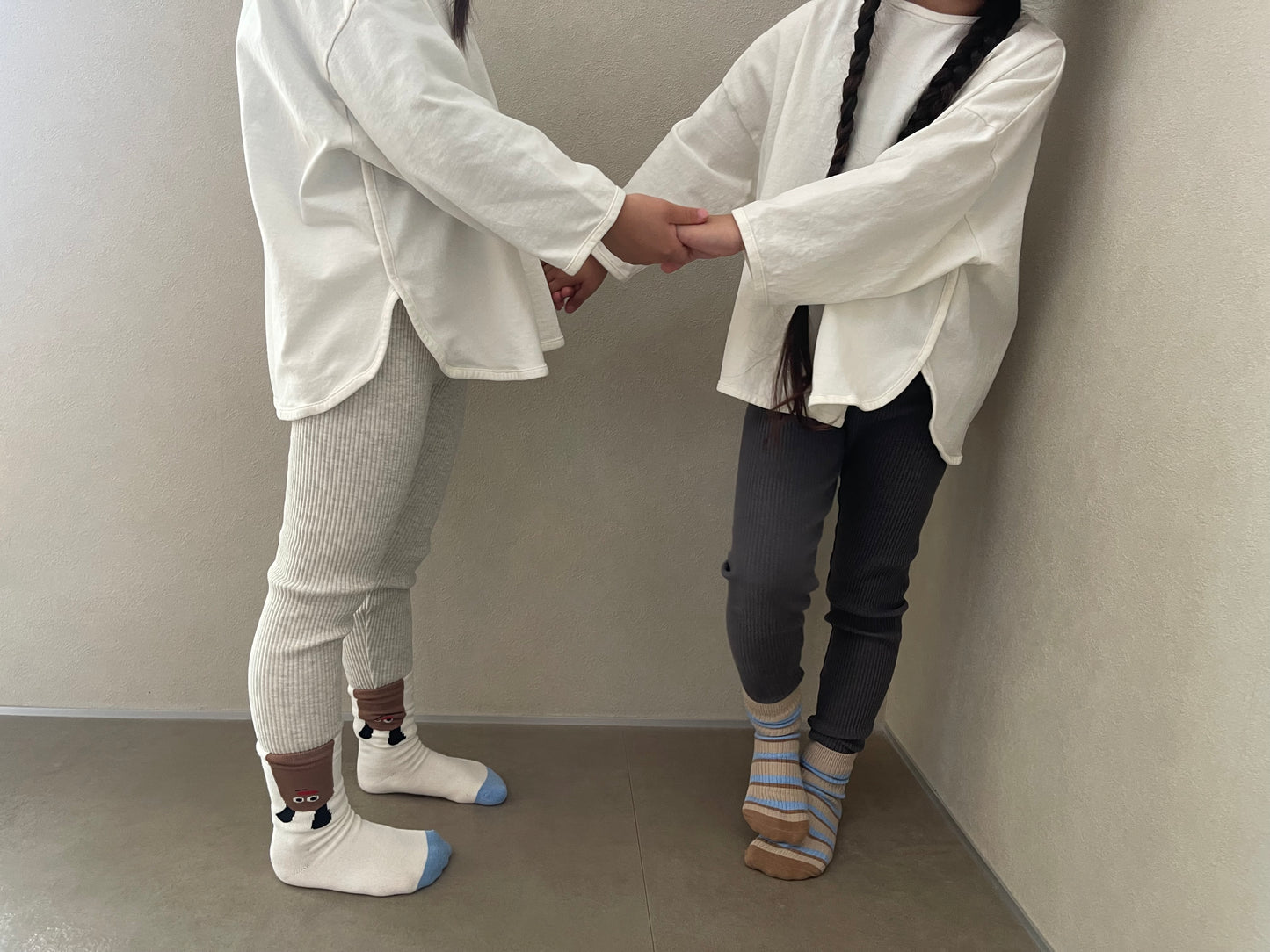 
                  
                    elly leggings
                  
                