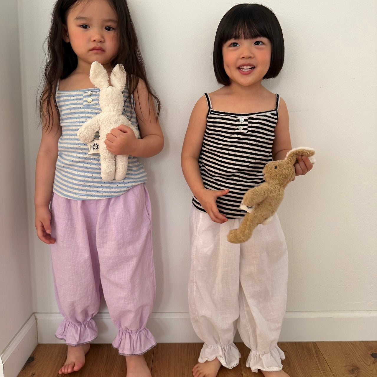 
                  
                    【リクエスト販売】frill hem pants
                  
                