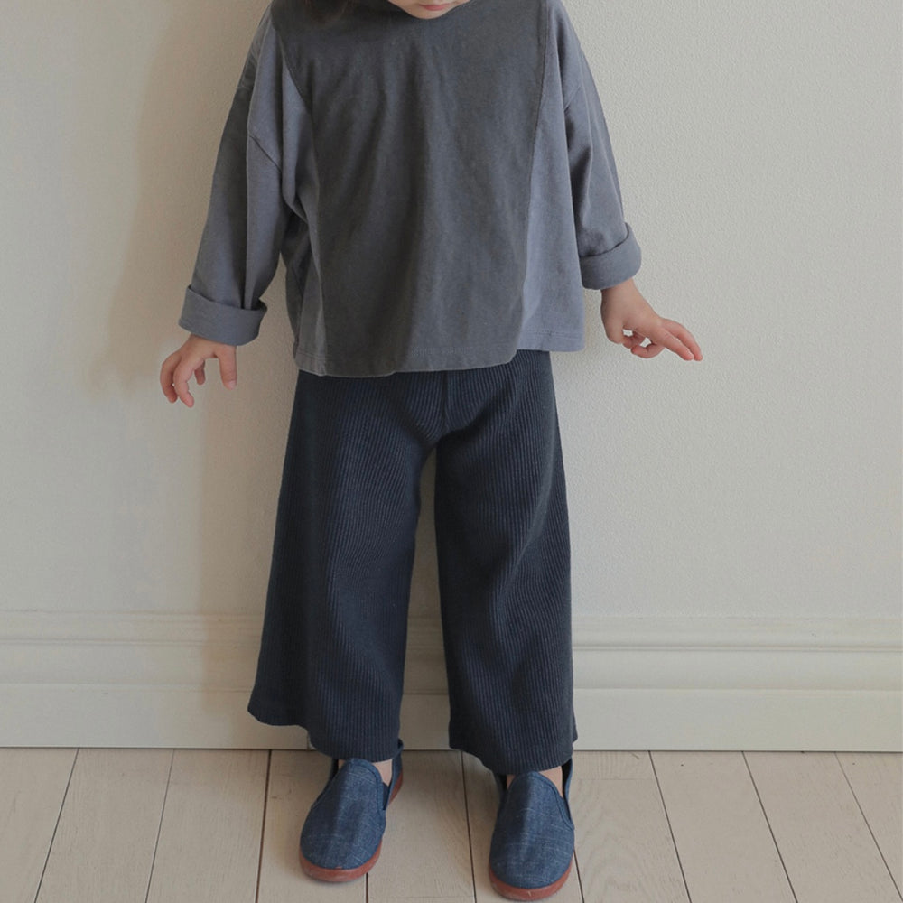 
                  
                    momkids rib pants
                  
                