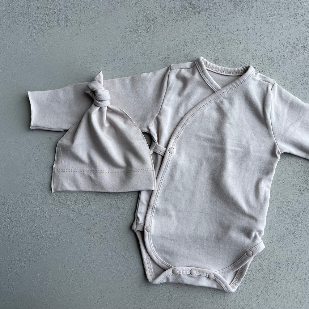 
                  
                    modal newborn set
                  
                