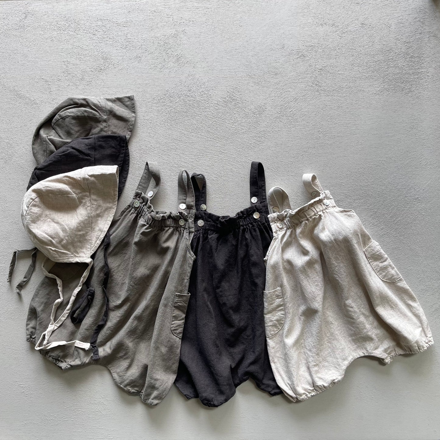 
                  
                    【リクエスト販売】heriter rompers&bonnet(baby)
                  
                