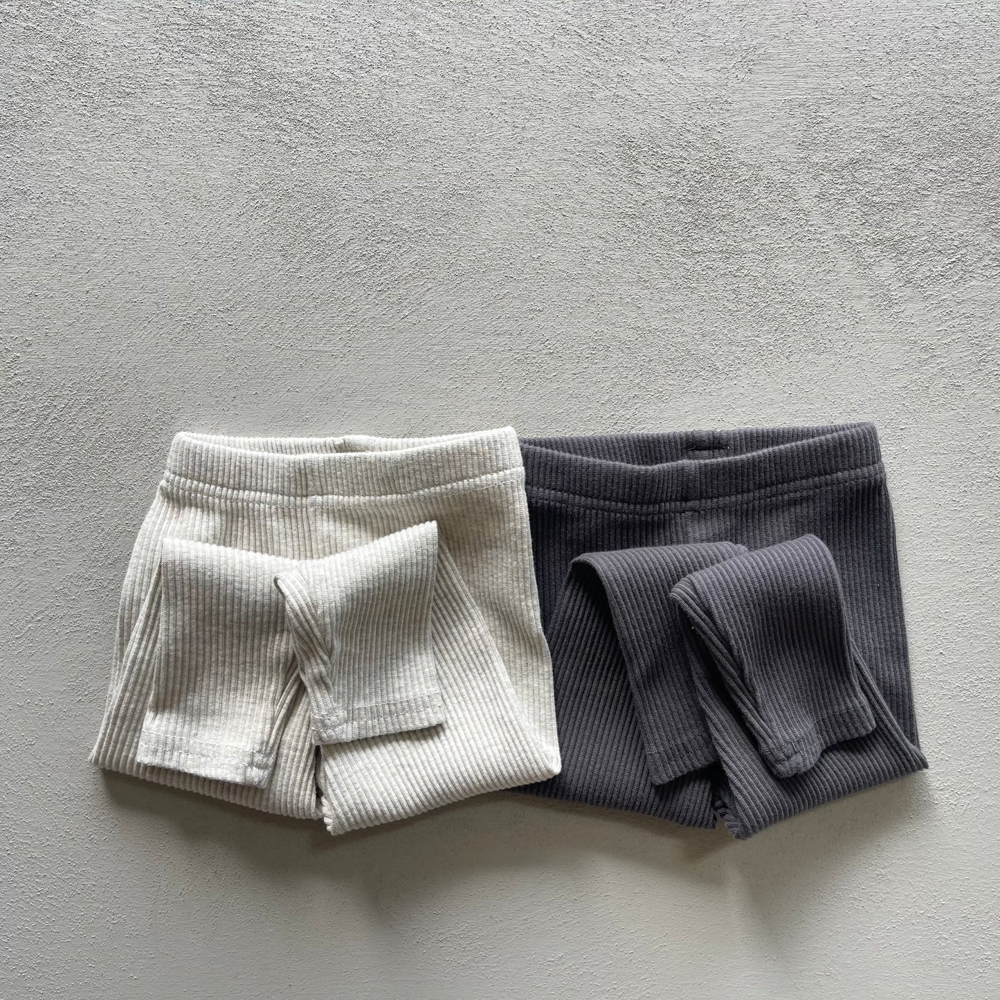 
                  
                    elly leggings
                  
                