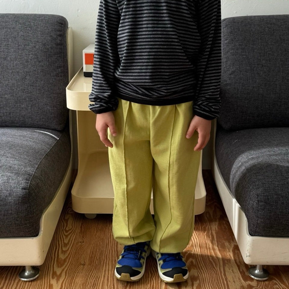 
                  
                    【リクエスト販売】pin tuck jogger pants
                  
                