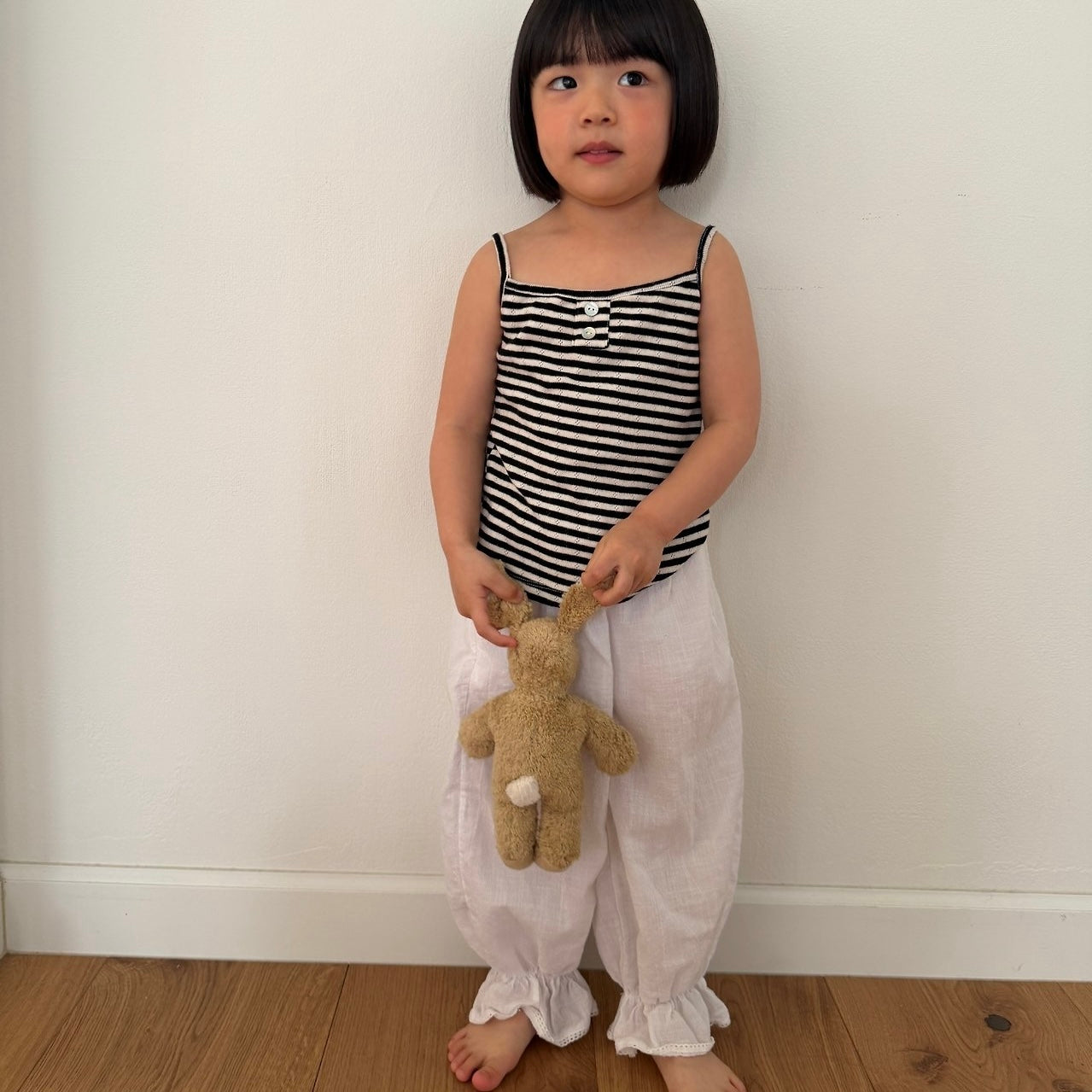 
                  
                    【リクエスト販売】frill hem pants
                  
                