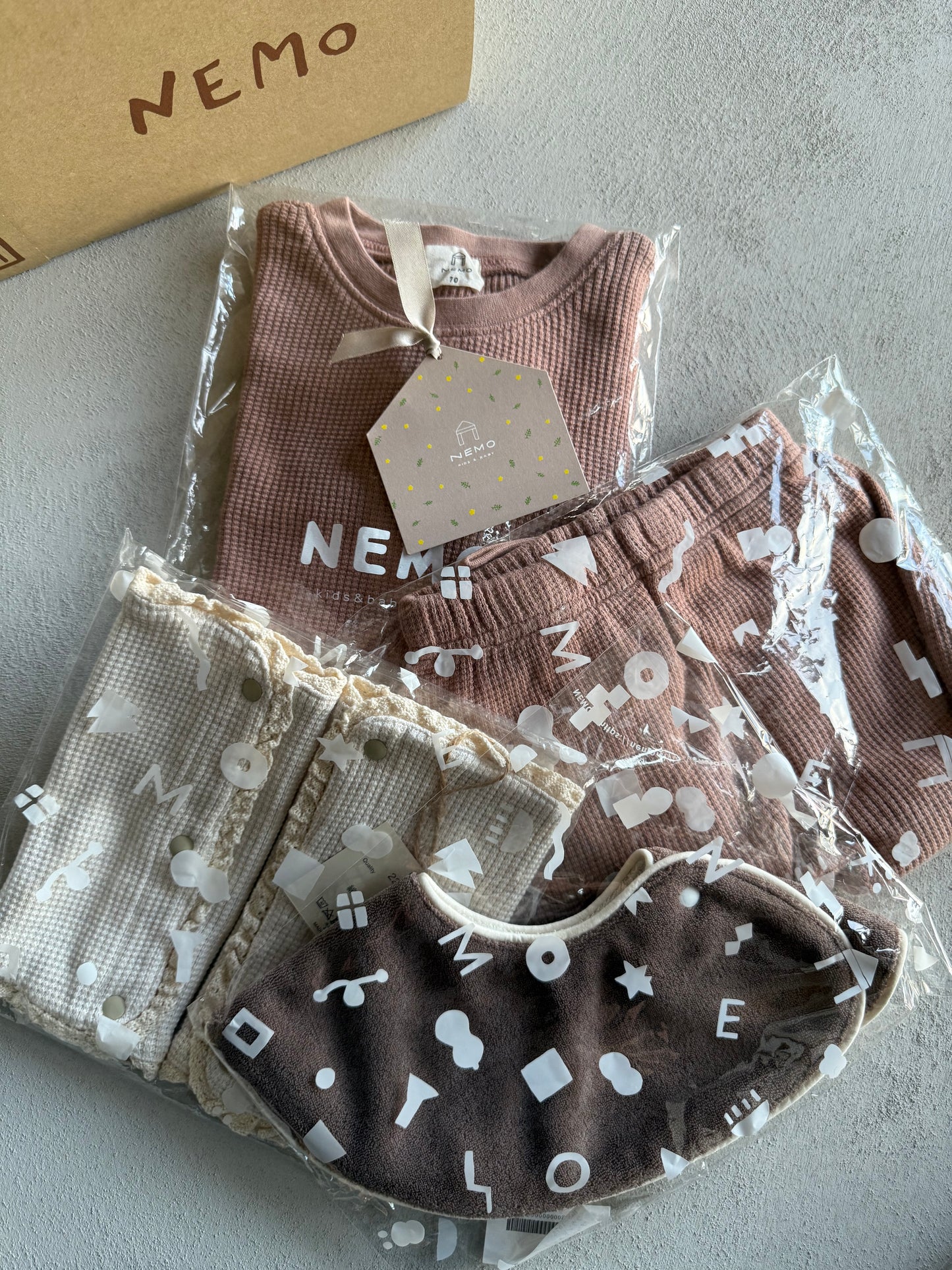 
                  
                    出産お祝いセット
                  
                