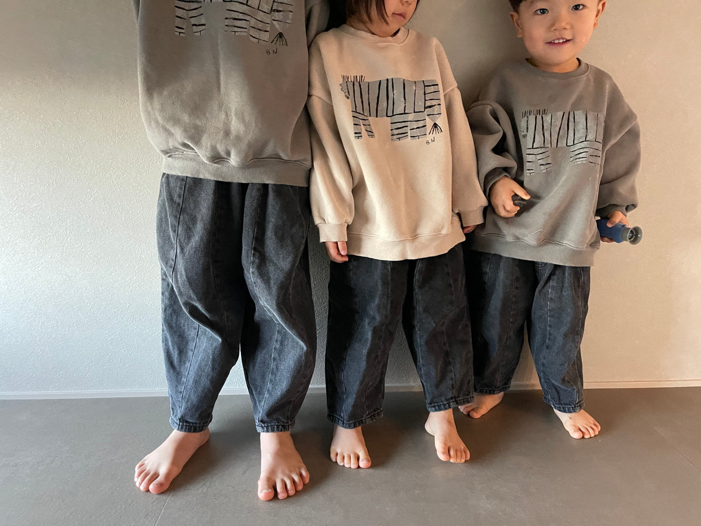 
                  
                    lip denim pants(mama＆kids)
                  
                