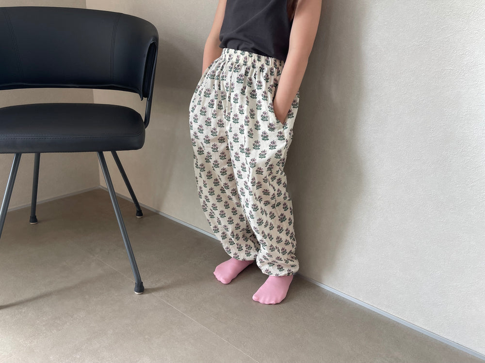 
                  
                    gara pants
                  
                