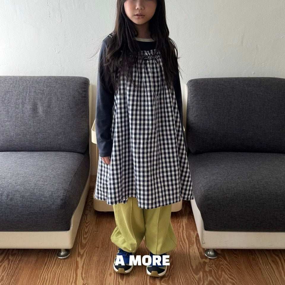 
                  
                    【リクエスト販売】pin tuck jogger pants
                  
                