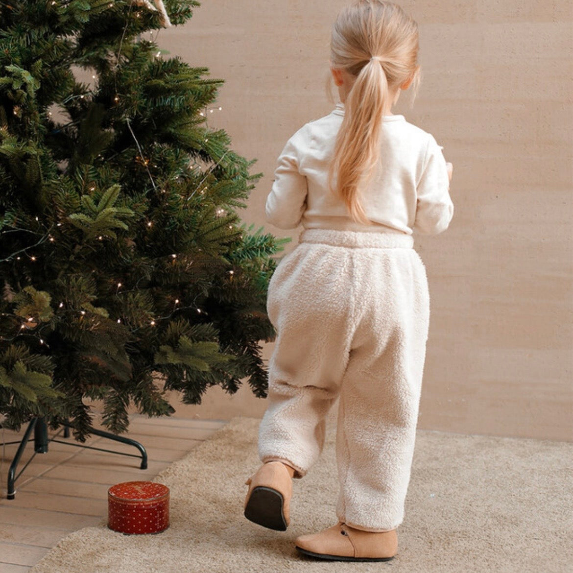 
                  
                    【リクエスト販売】fluffy pants
                  
                