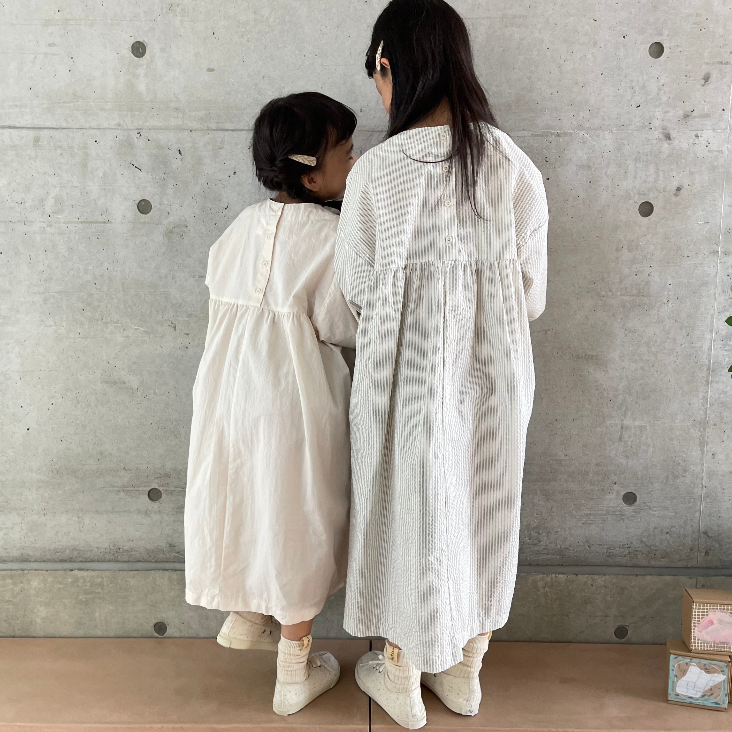 ワンピース iotto / smock onepiece ecru loose one-piece – こどもふくnemo