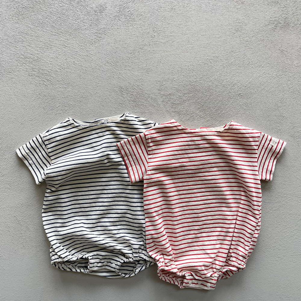 simple border babysuit