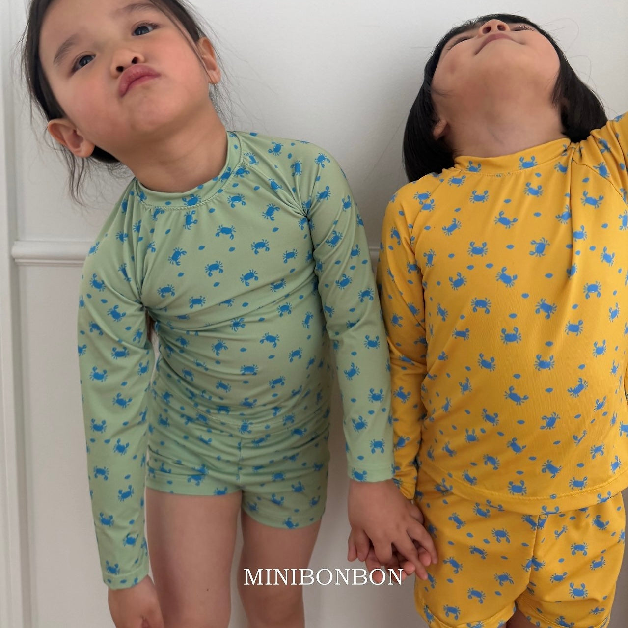 
                  
                    【リクエスト販売】crab rash guard
                  
                