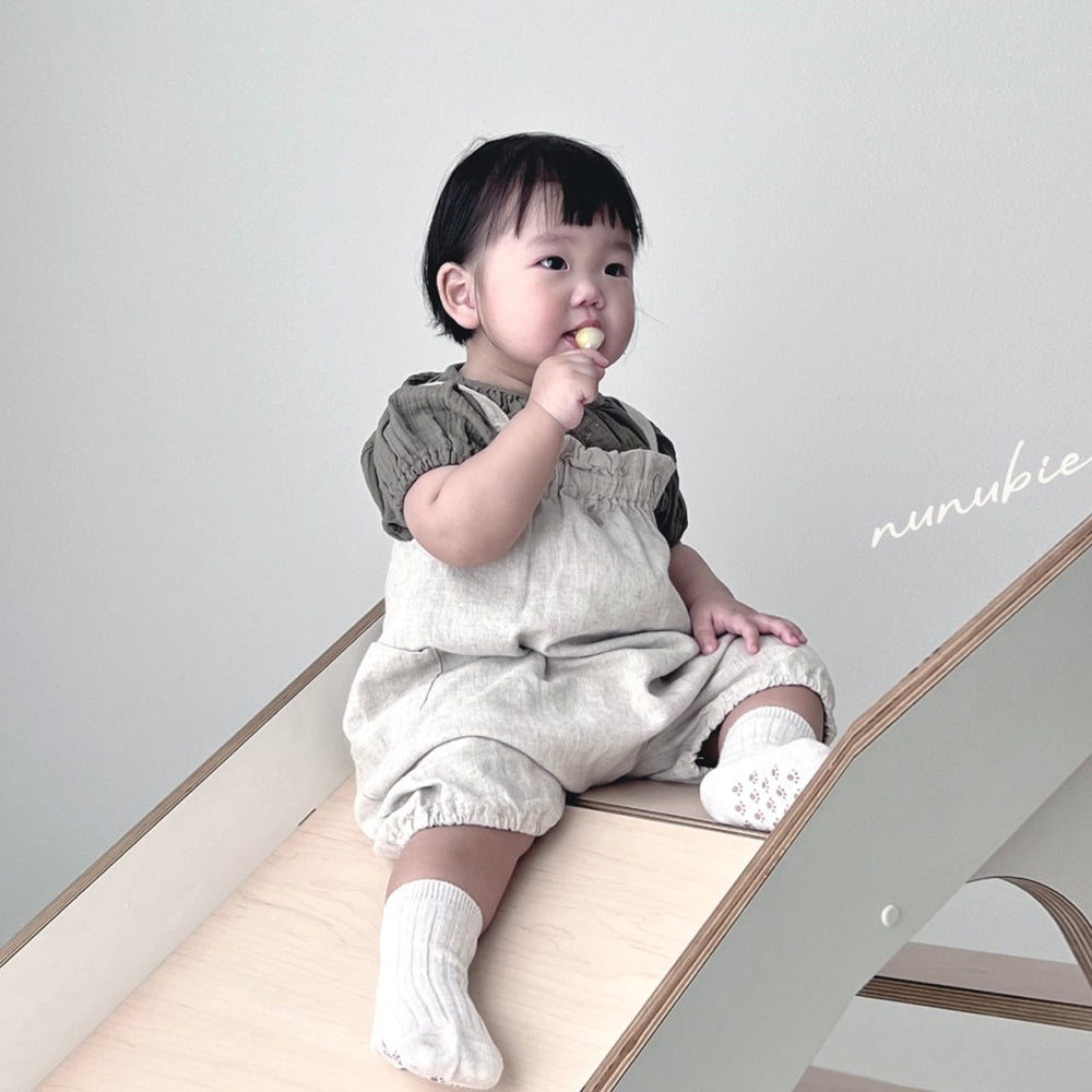 
                  
                    【リクエスト販売】heriter rompers&bonnet(baby)
                  
                