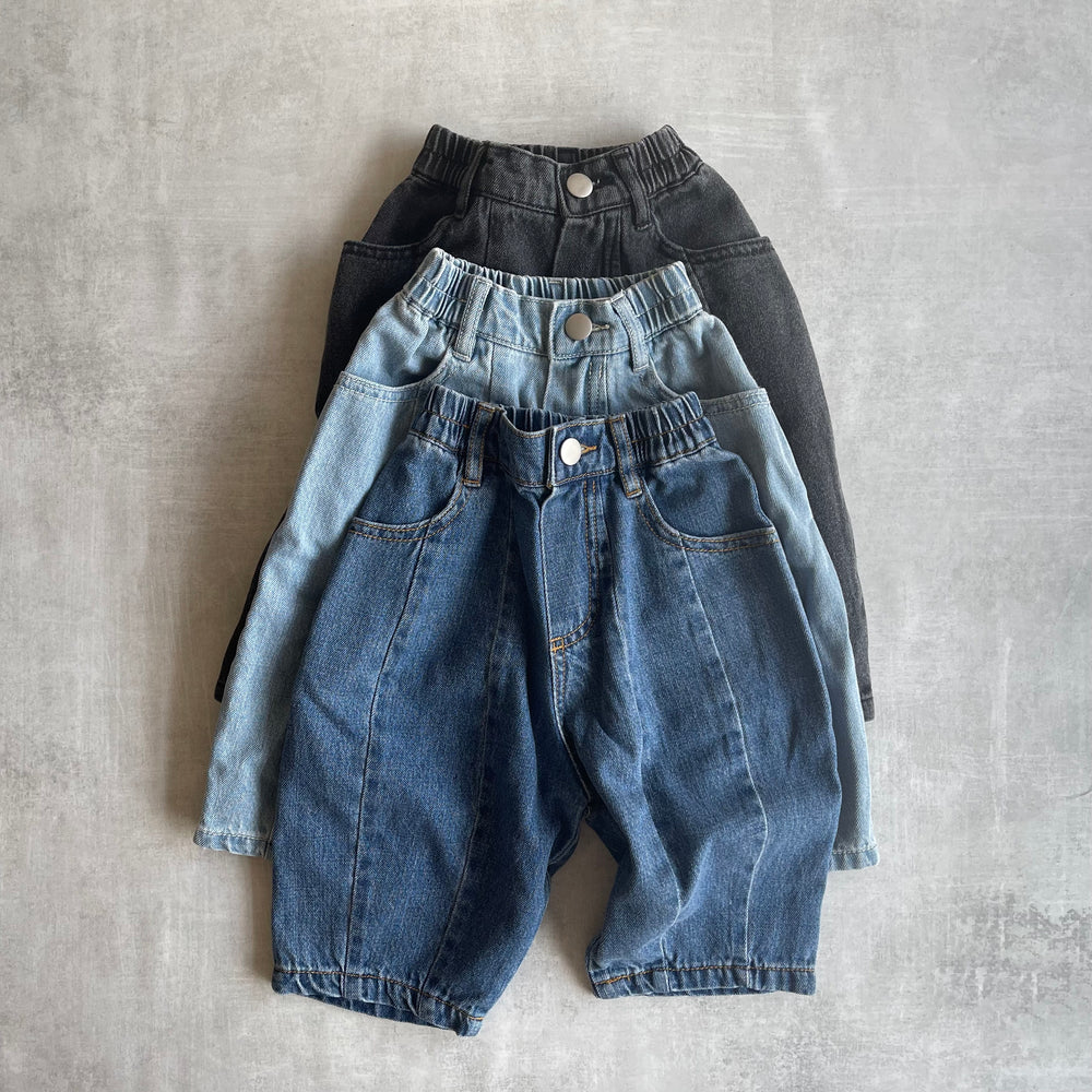 
                  
                    lip denim pants(mama＆kids)
                  
                