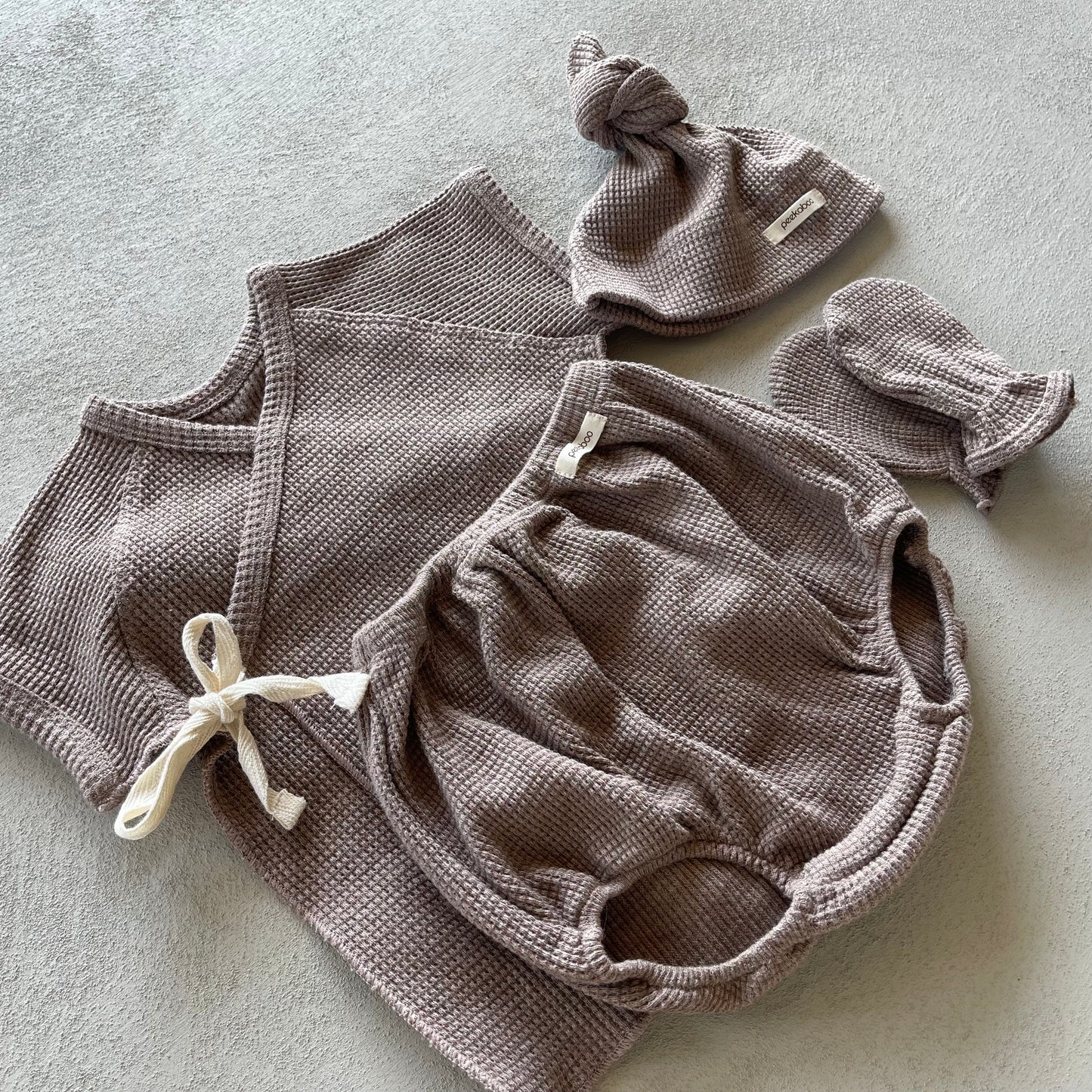 
                  
                    oh newborn set
                  
                