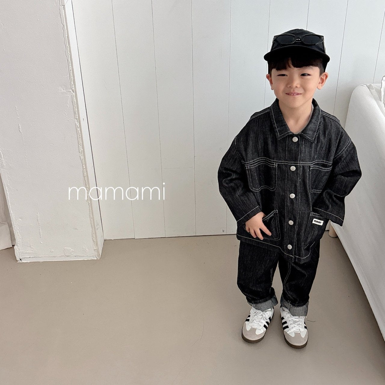 
                  
                    【リクエスト販売】black denim jacket
                  
                