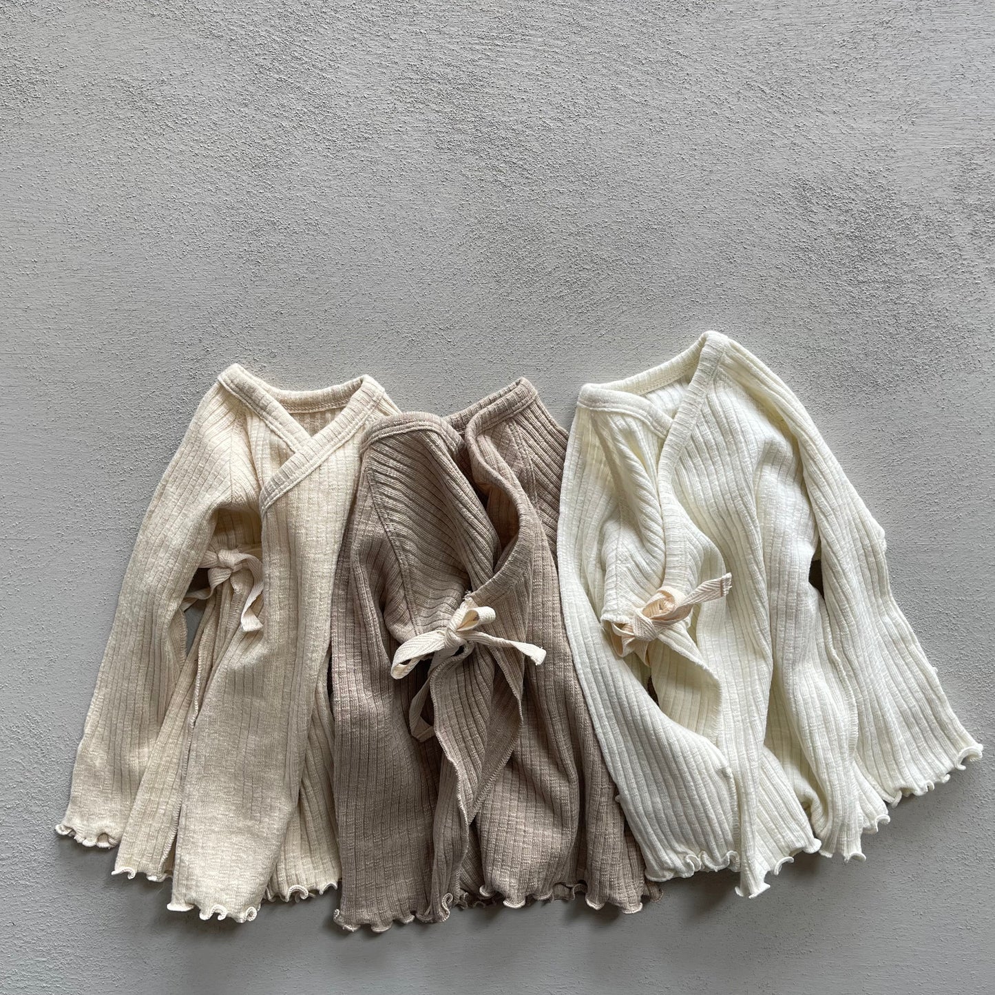 
                  
                    an newborn set
                  
                