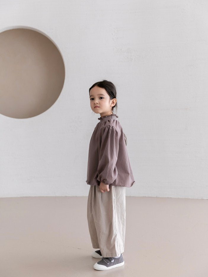 
                  
                    【リクエスト販売】smoke blouse
                  
                