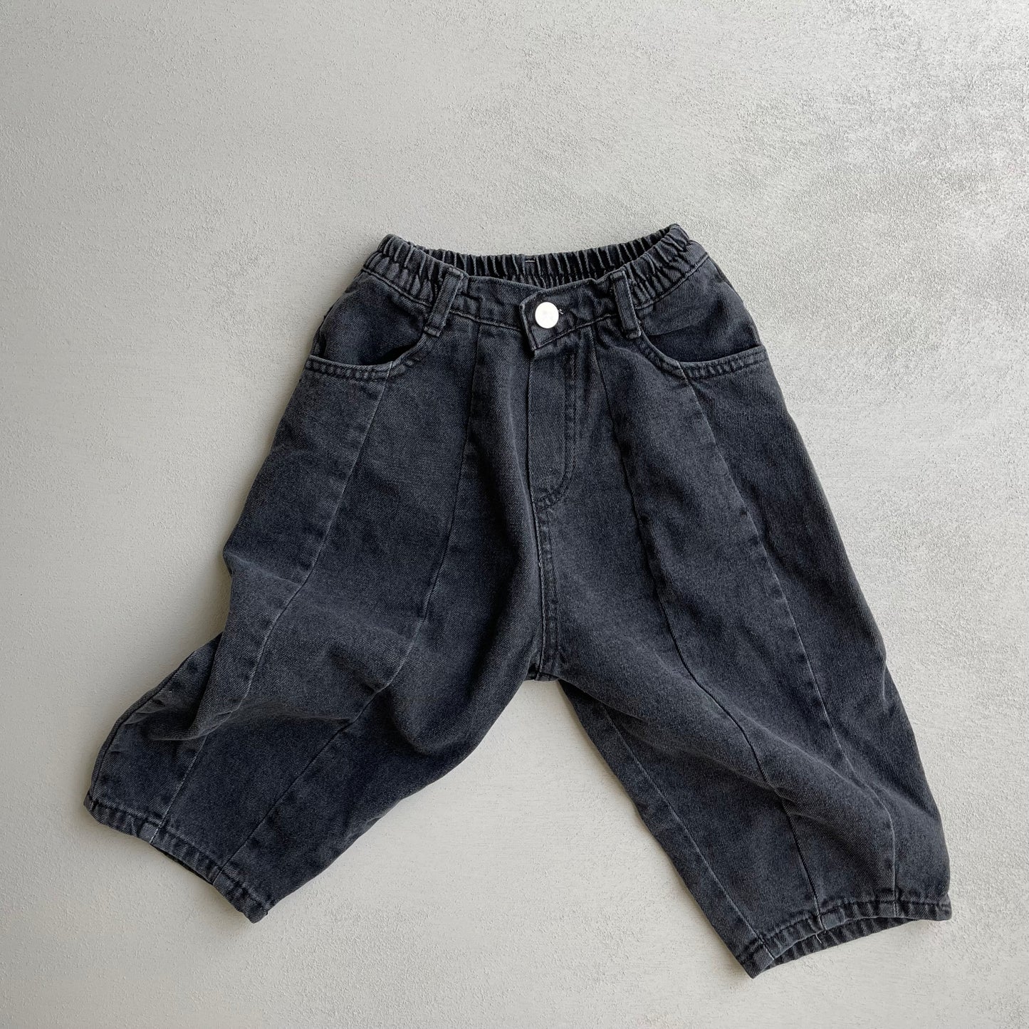 
                  
                    lip denim pants(mama＆kids)
                  
                