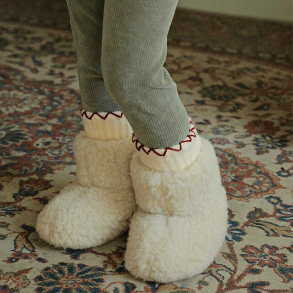 
                  
                    【ご予約】stitch knit warmer
                  
                