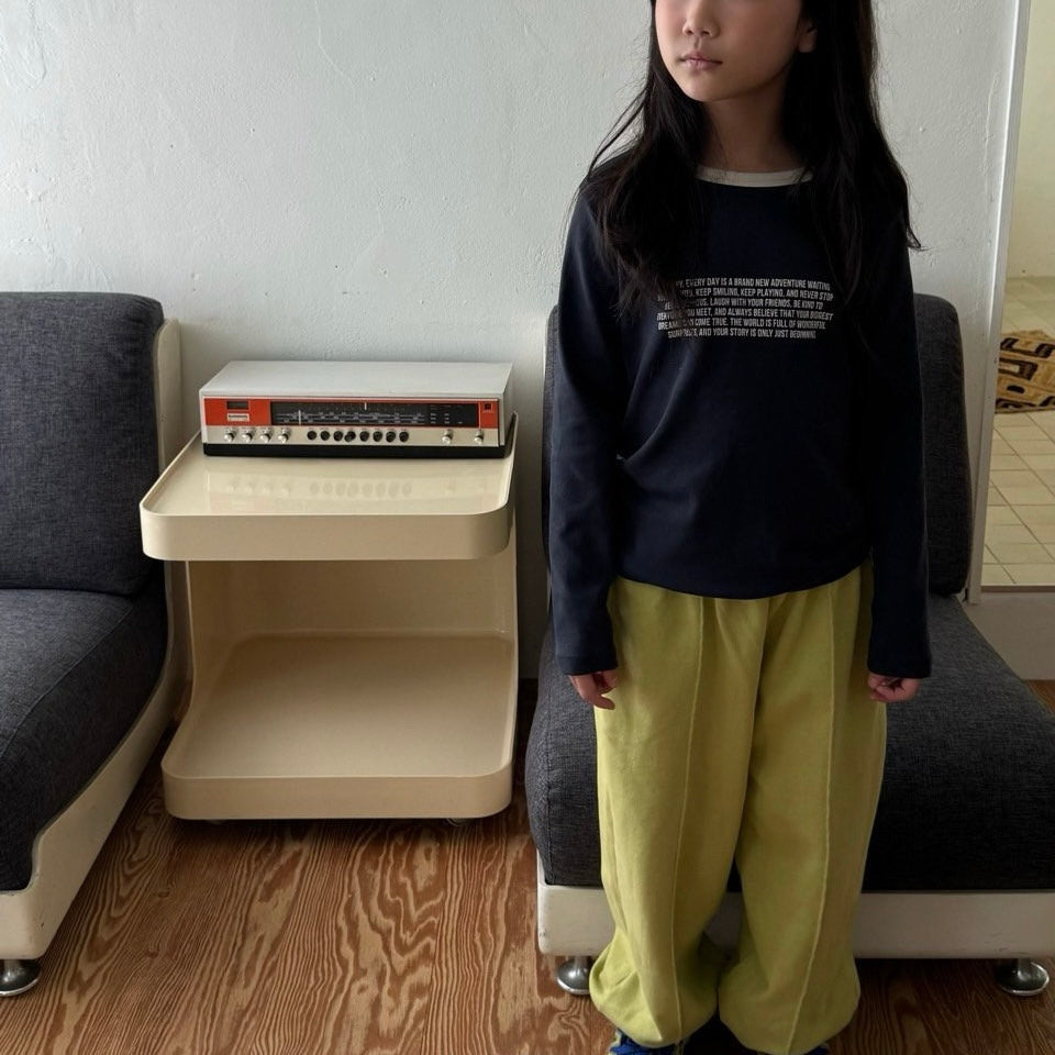 
                  
                    【リクエスト販売】pin tuck jogger pants
                  
                