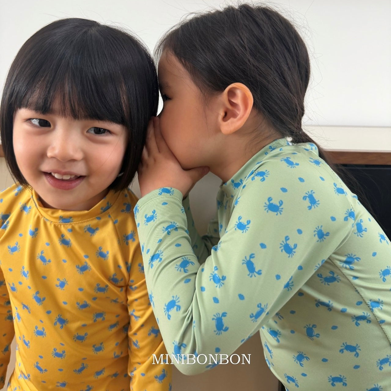 
                  
                    【リクエスト販売】crab rash guard
                  
                