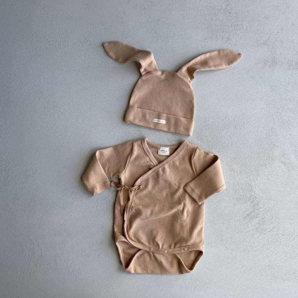 
                  
                    rabbit babysuit&bonnet
                  
                