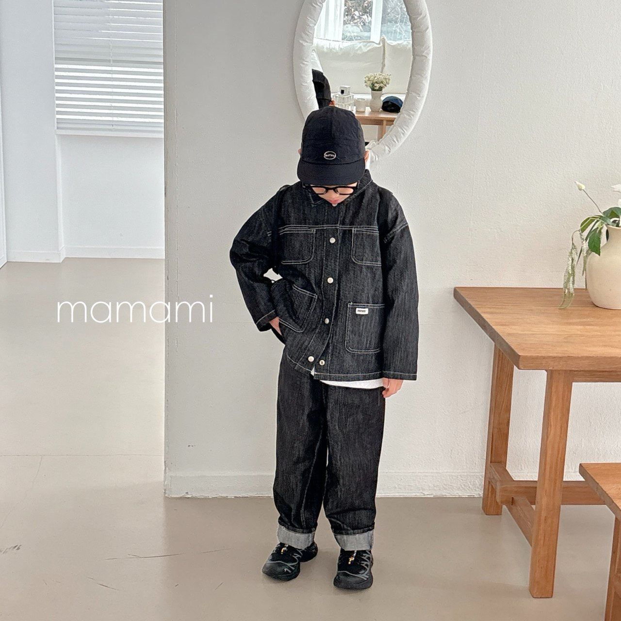 
                  
                    【リクエスト販売】black denim jacket
                  
                