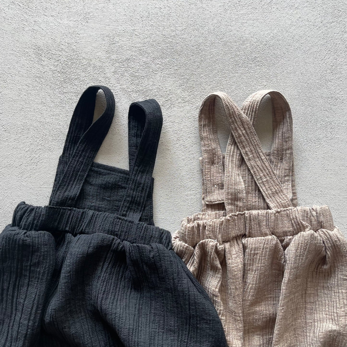 
                  
                    baguette rompers&bonnet
                  
                
