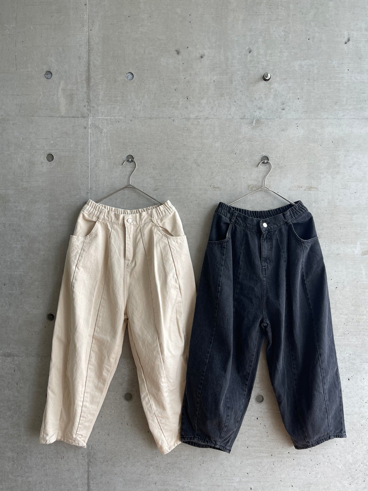 
                  
                    lip denim pants(mama＆kids)
                  
                