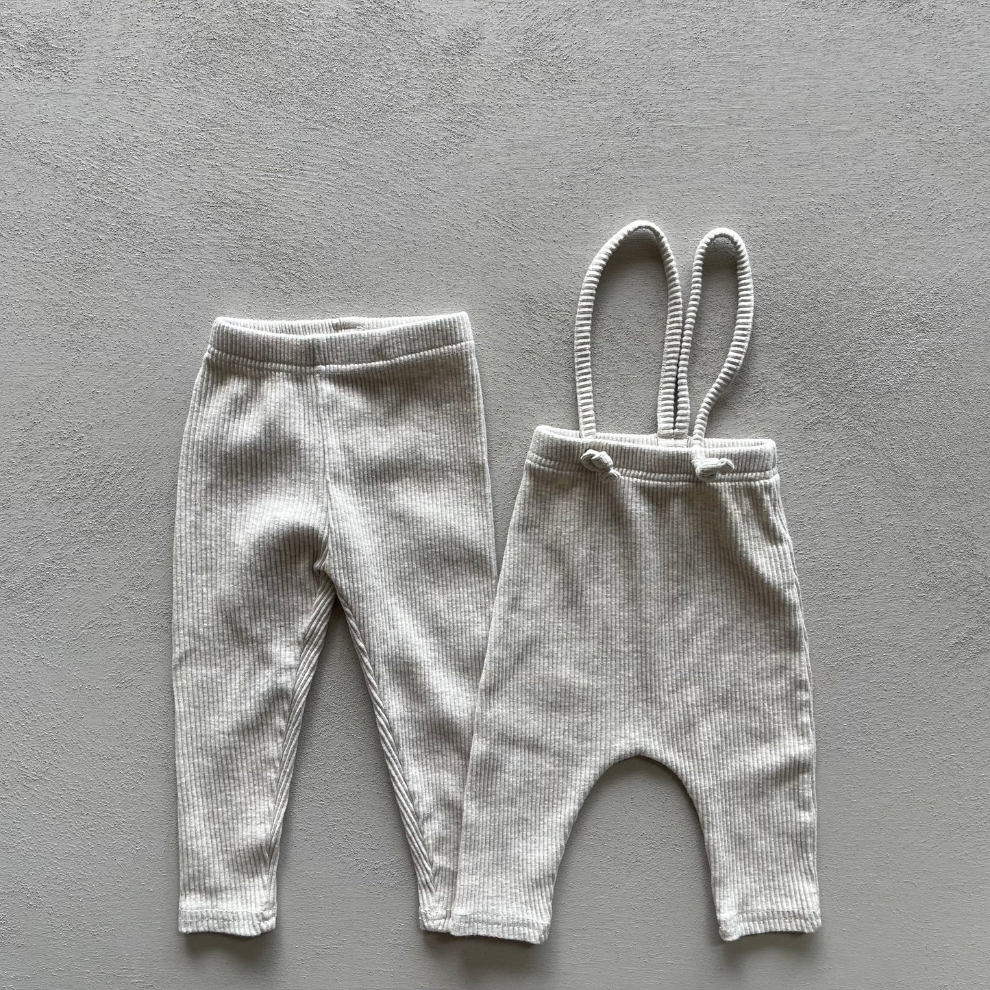 
                  
                    elly leggings
                  
                