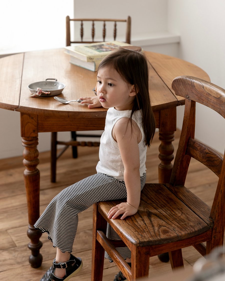 
                  
                    【リクエスト販売】stripe flare pants
                  
                