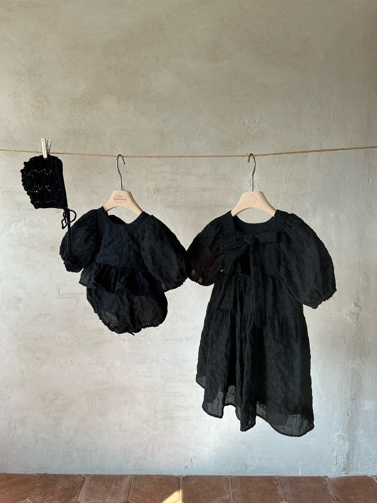 
                  
                    puff one-piece(kids&mama)
                  
                