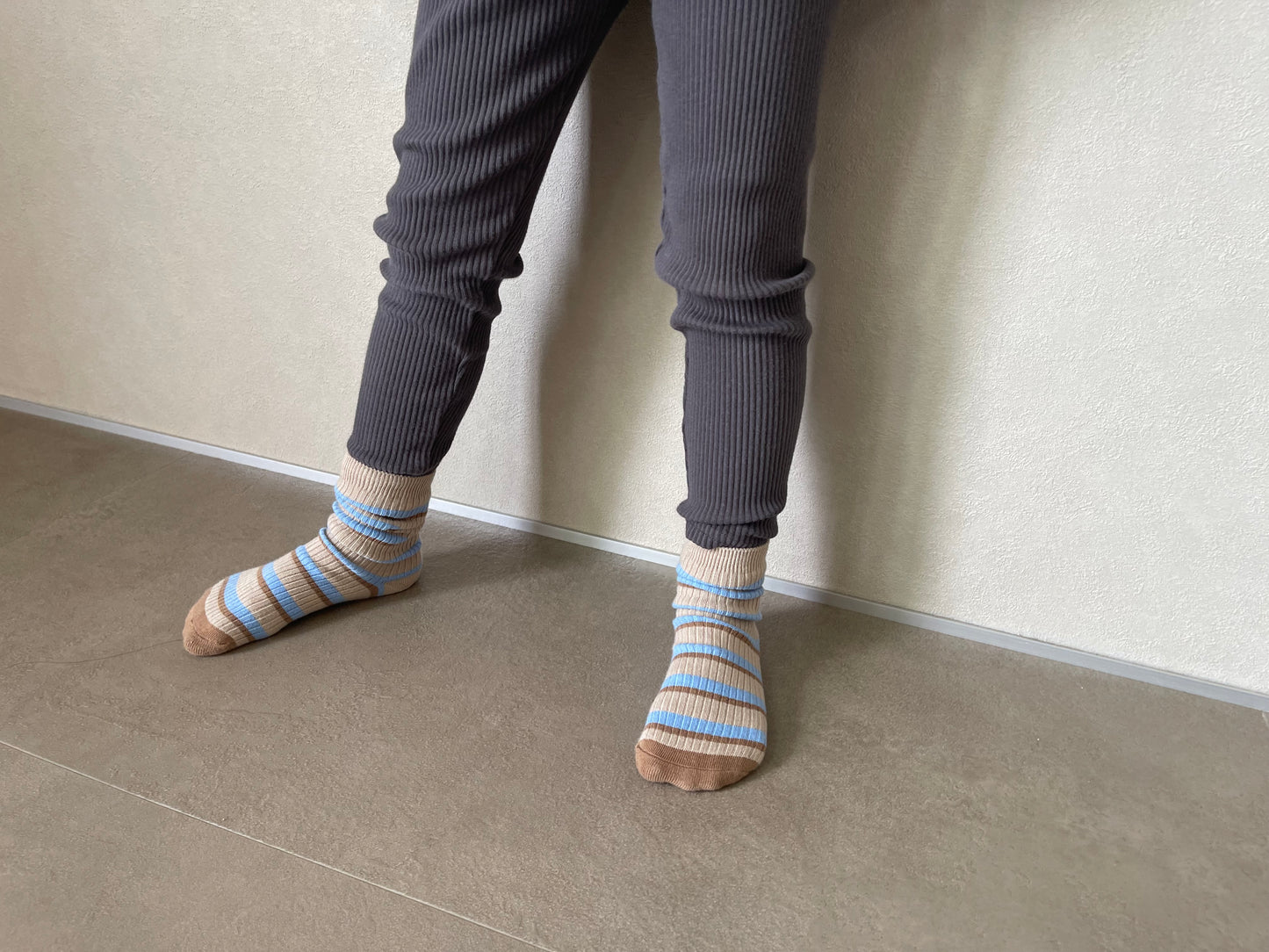 
                  
                    elly leggings
                  
                