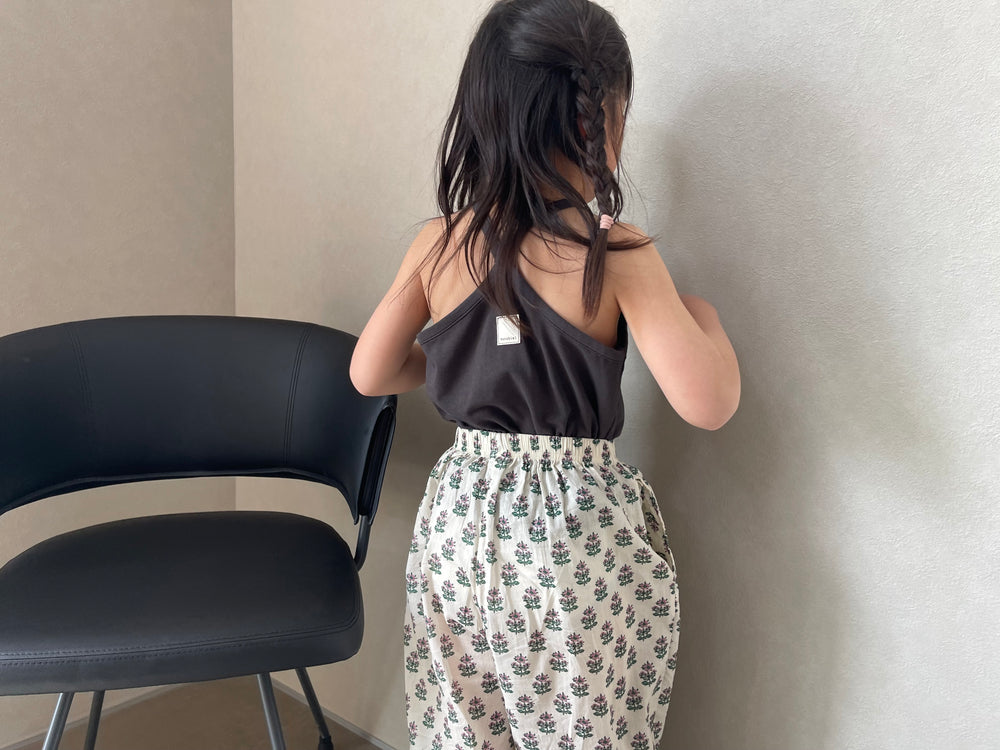 
                  
                    gara pants
                  
                