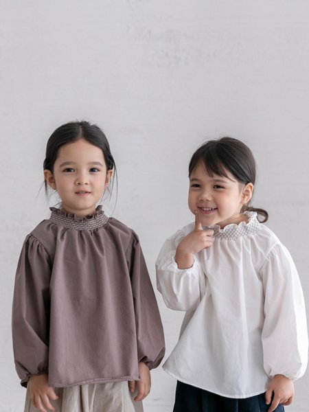 
                  
                    【リクエスト販売】smoke blouse
                  
                