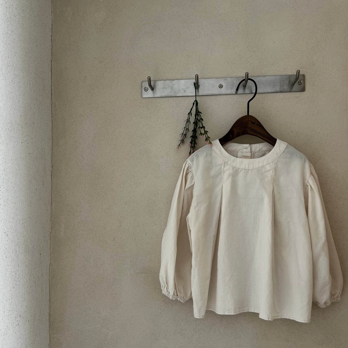 
                  
                    anne blouse
                  
                