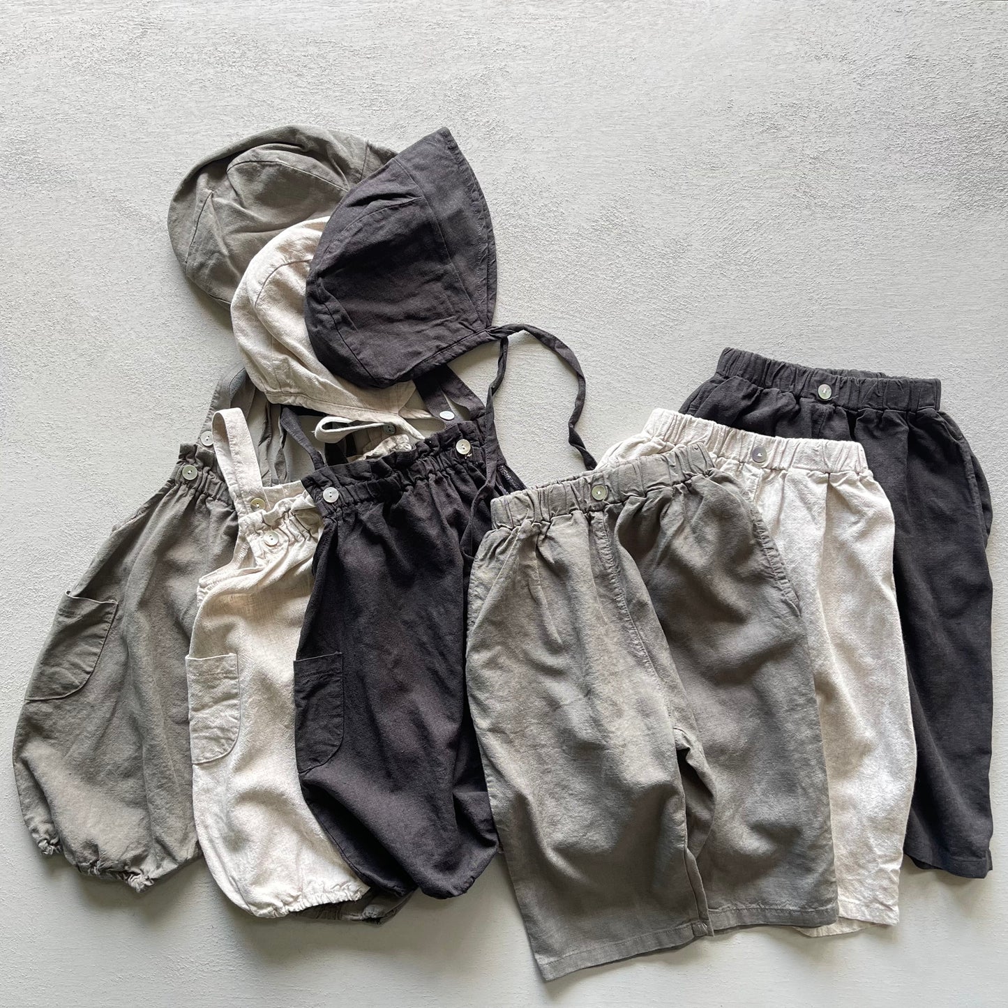 
                  
                    【リクエスト販売】heriter rompers&bonnet(baby)
                  
                