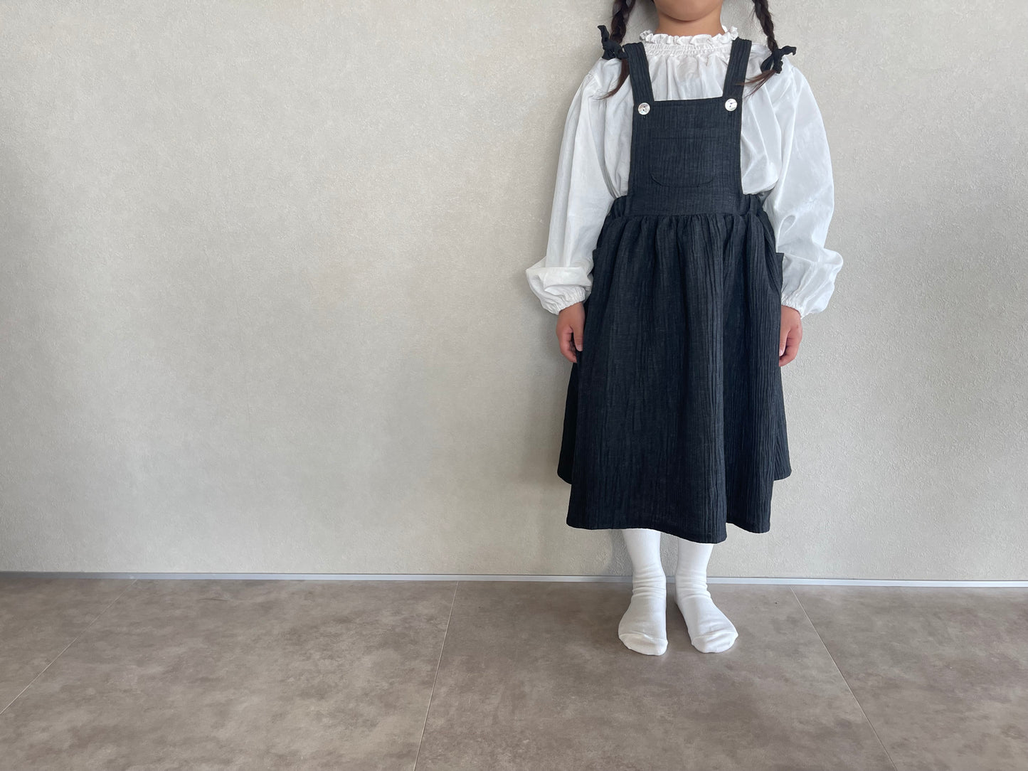 
                  
                    baguette one-piece
                  
                