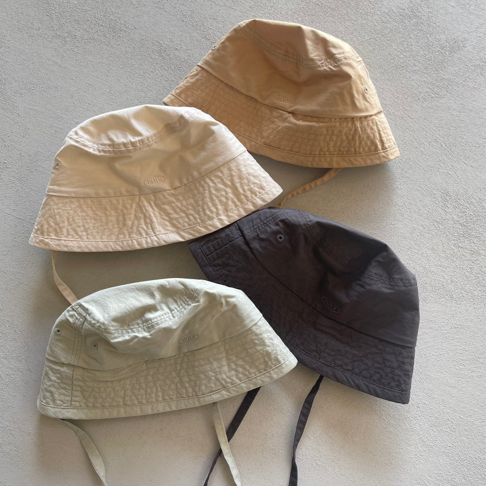 string bucket hat