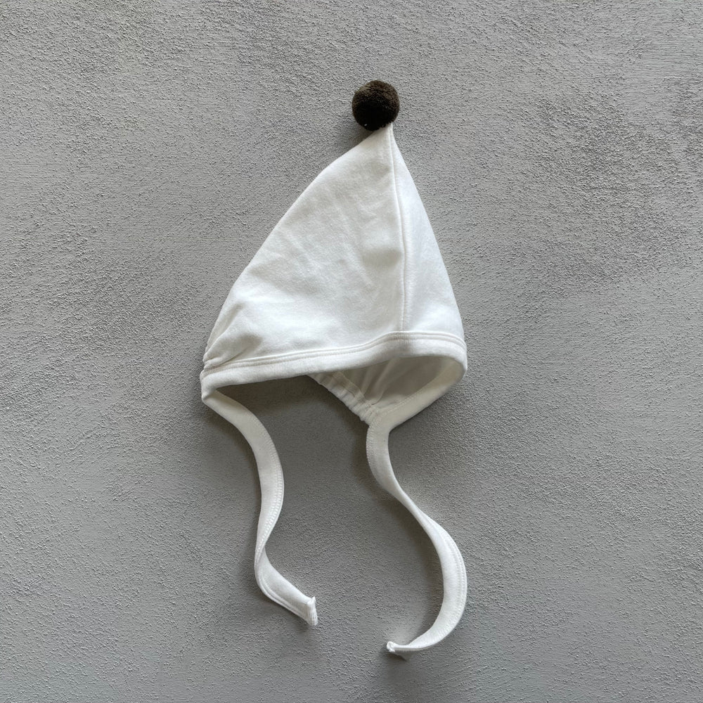 
                  
                    kobito bonnet
                  
                