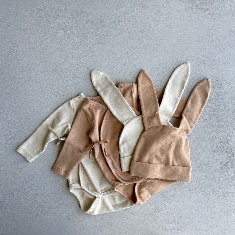 
                  
                    rabbit babysuit&bonnet
                  
                