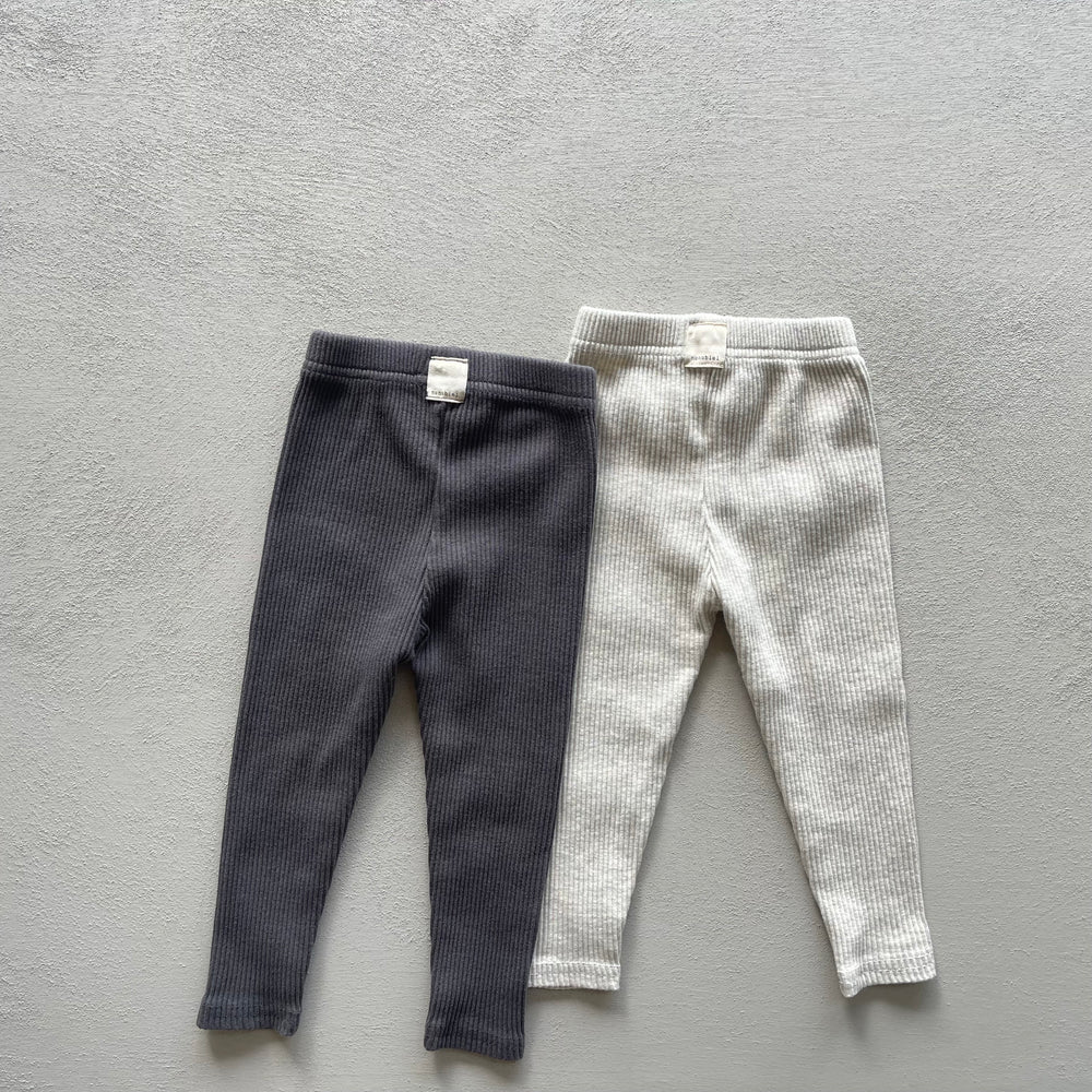 
                  
                    elly leggings
                  
                